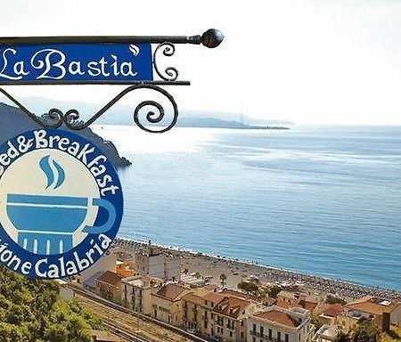 La Bastia Panzió Scilla Kültér fotó