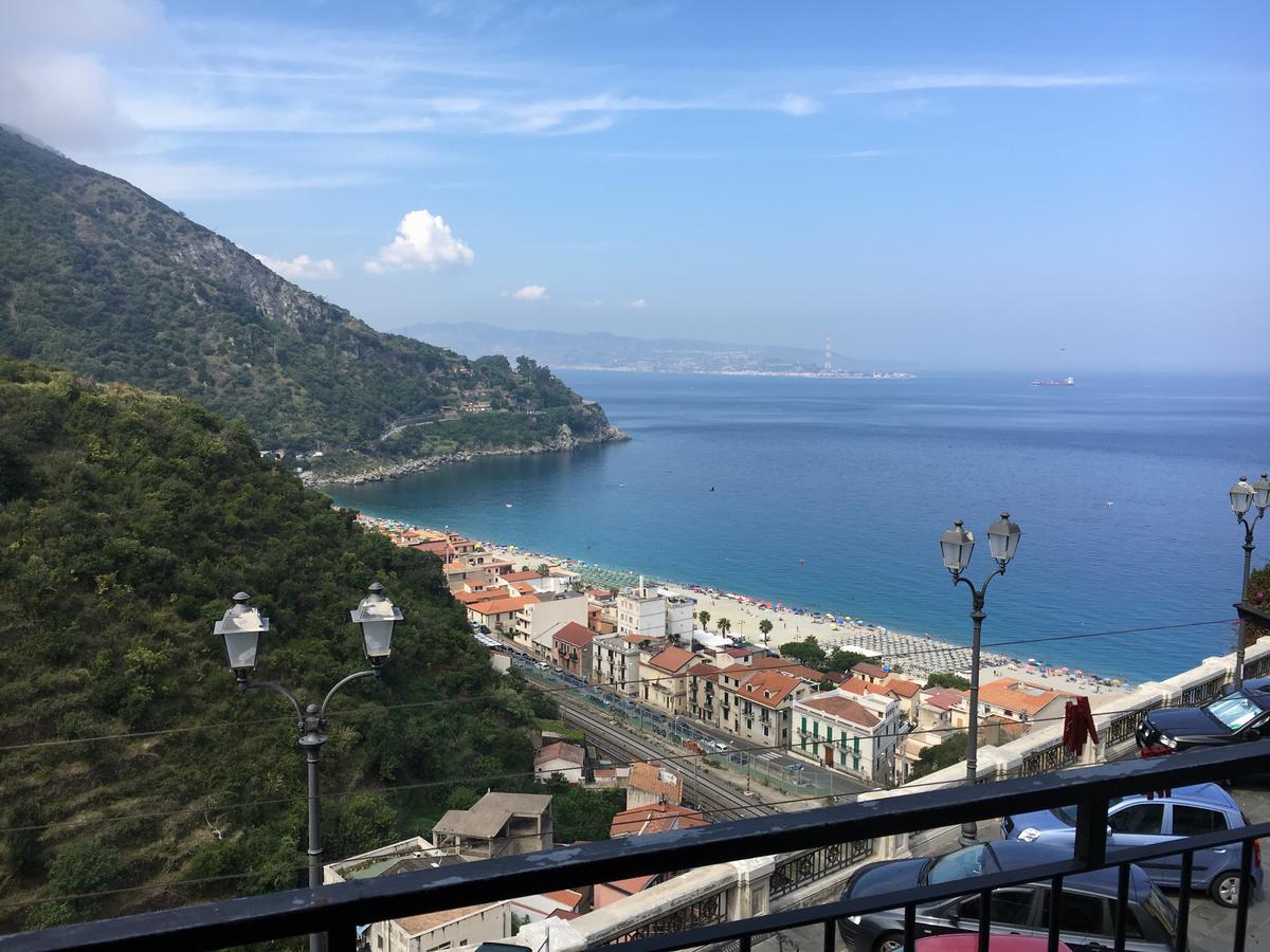 La Bastia Panzió Scilla Kültér fotó
